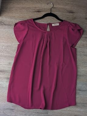 Womens Dark Pink Short Sleeve Pleated Blouse